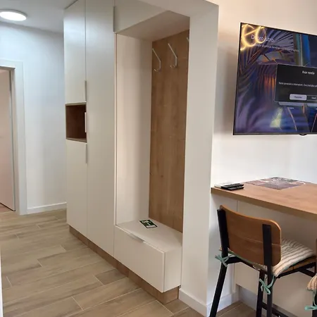 Comfort Spacious In Center Apartament *
